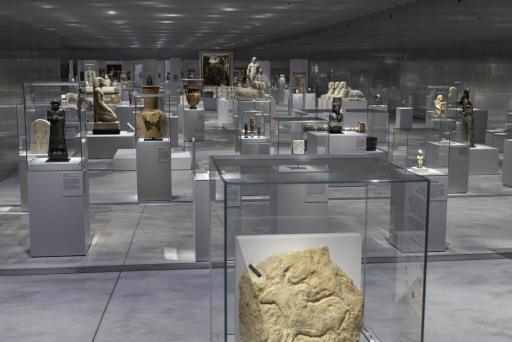 Réouverture de la Galerie du Temps au Louvre-Lens